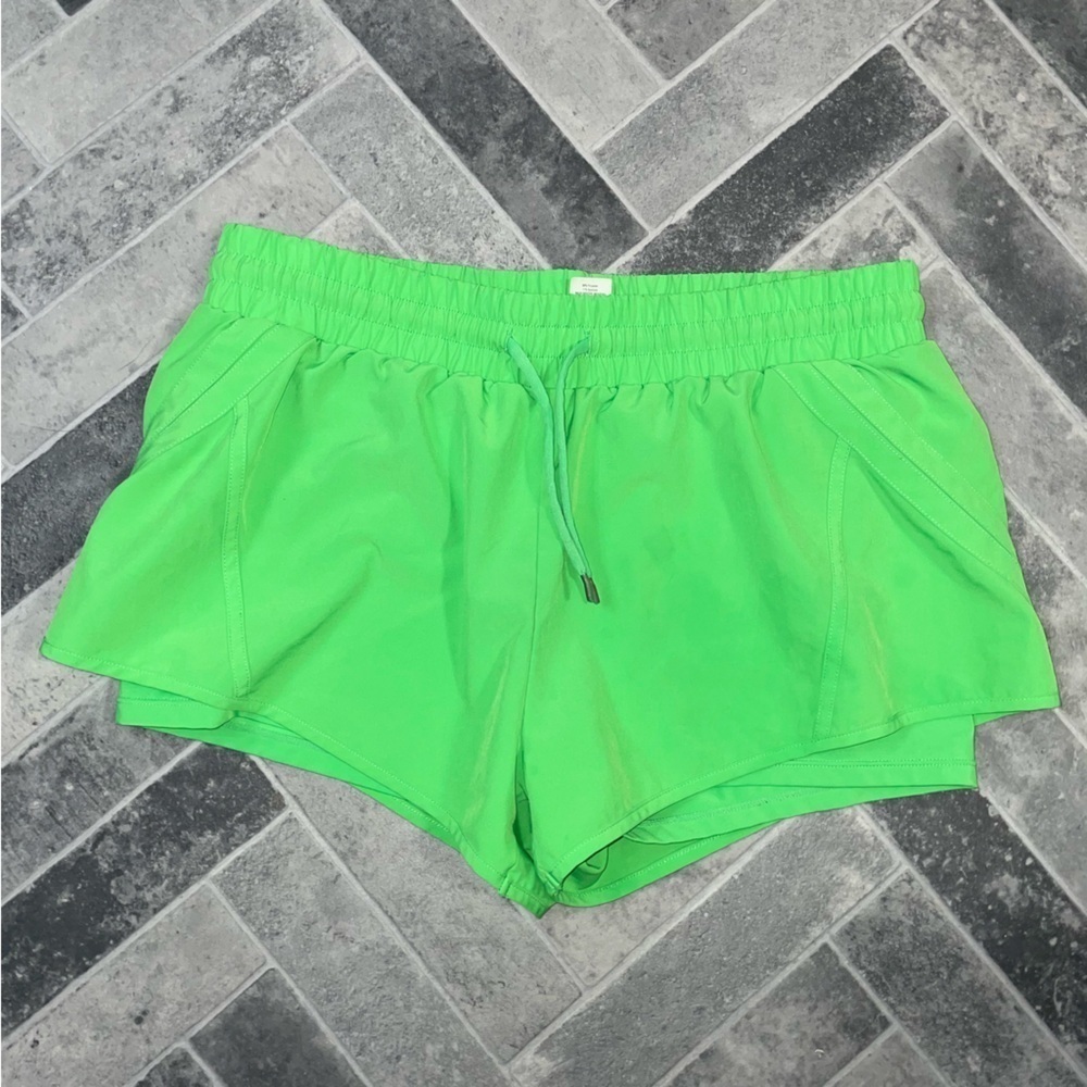 Zyia Shorts
